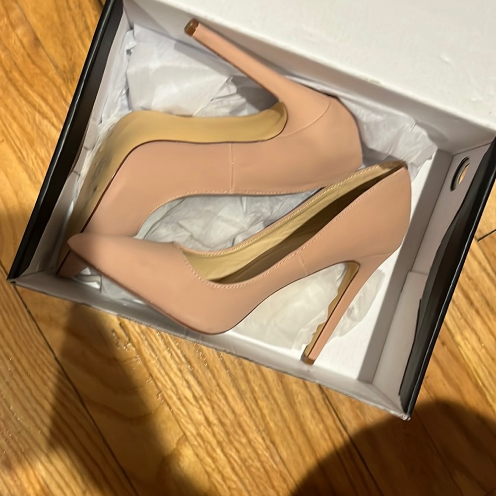 Blush Close Toe heel